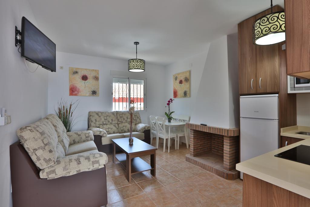 Apartamentos El Madronal โกโตริโอส ภายนอก รูปภาพ